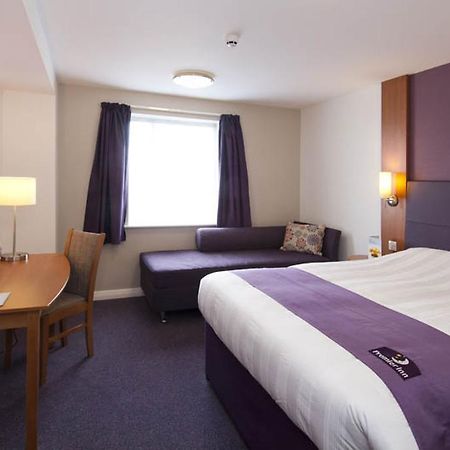 Premier Inn Birmingham City - Aston מראה חיצוני תמונה