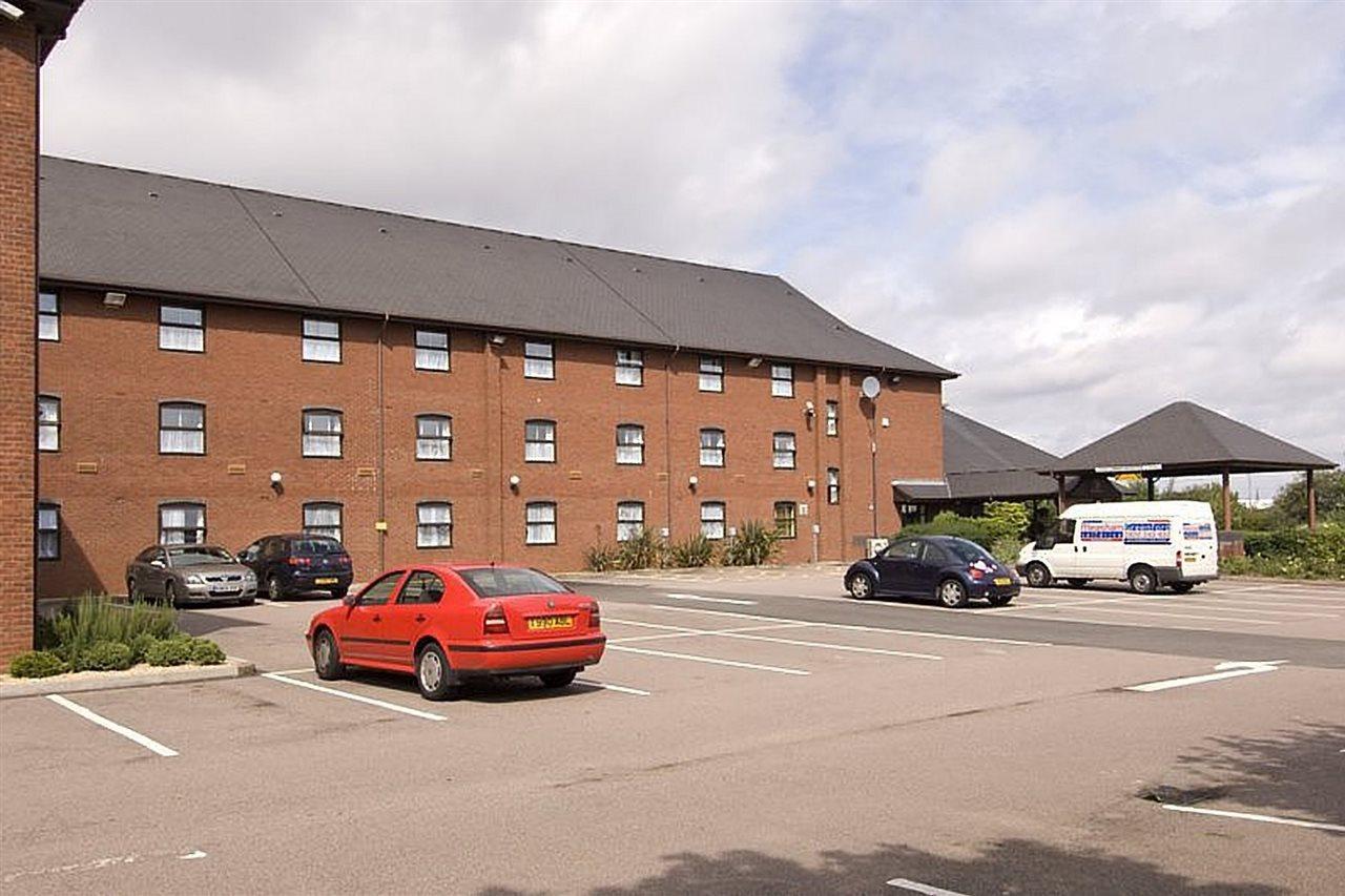 Premier Inn Birmingham City - Aston מראה חיצוני תמונה